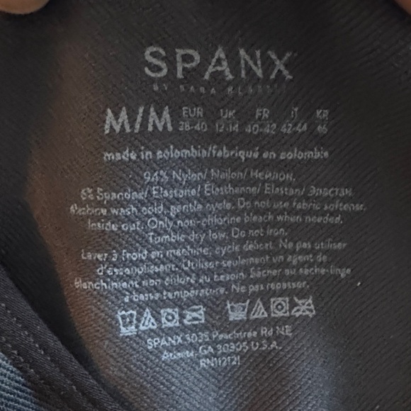 SPANX "Lamn" seamless sports crop top in camp black gray size Medium - Picture 3 of 5
